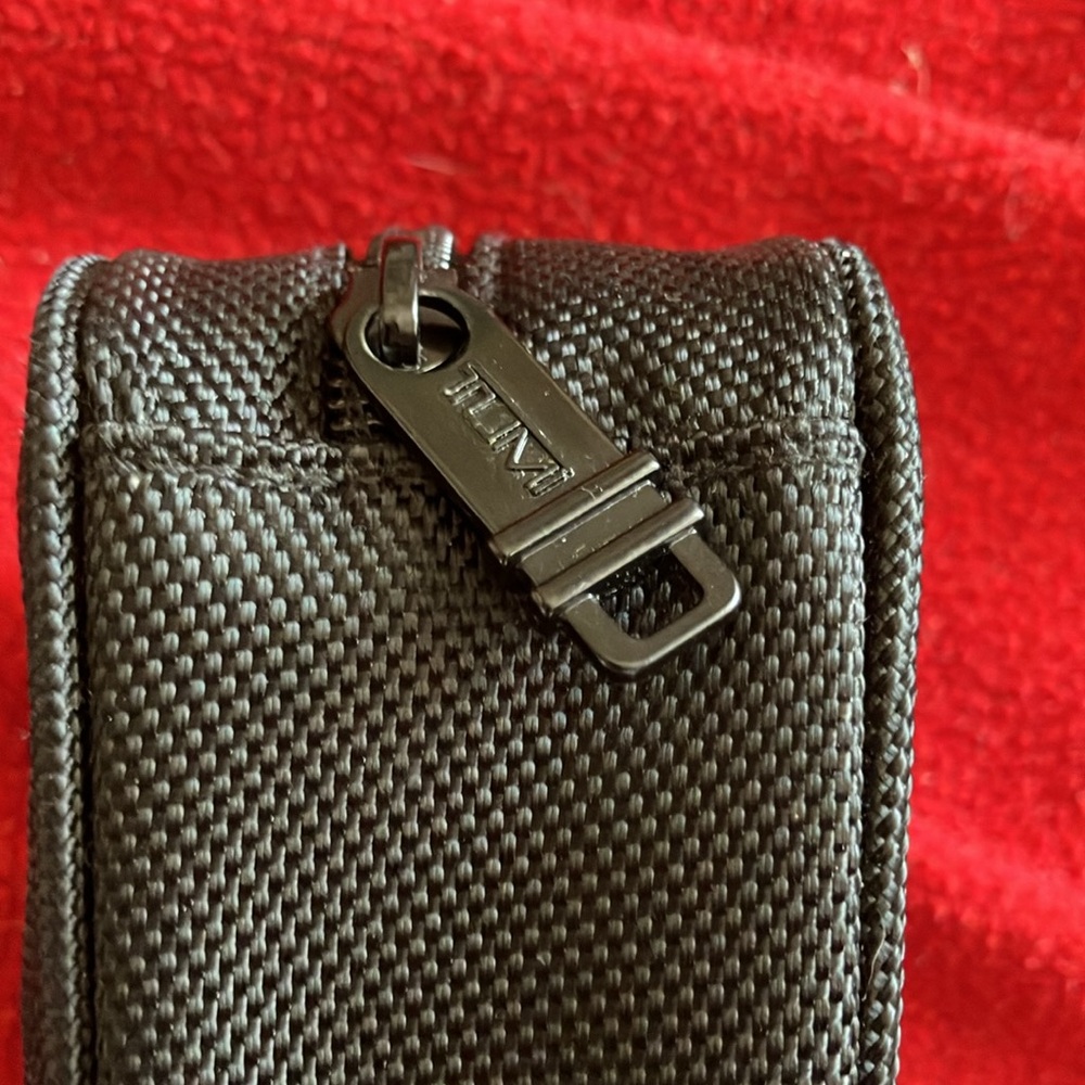 Tumi Black Compact Organizer - Picture 4 of 6